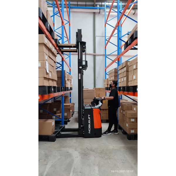 HAND STACKER FULL ELECTRIC 1.6 TON 3.4 METERS NOBLELIFT